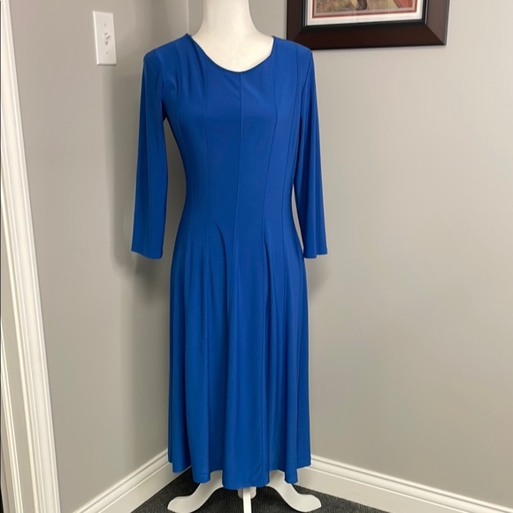 Travelsmith Blue Midi Knee Length Dress Wrinkle Free Blue 3/4 length size Small - Picture 1 of 5